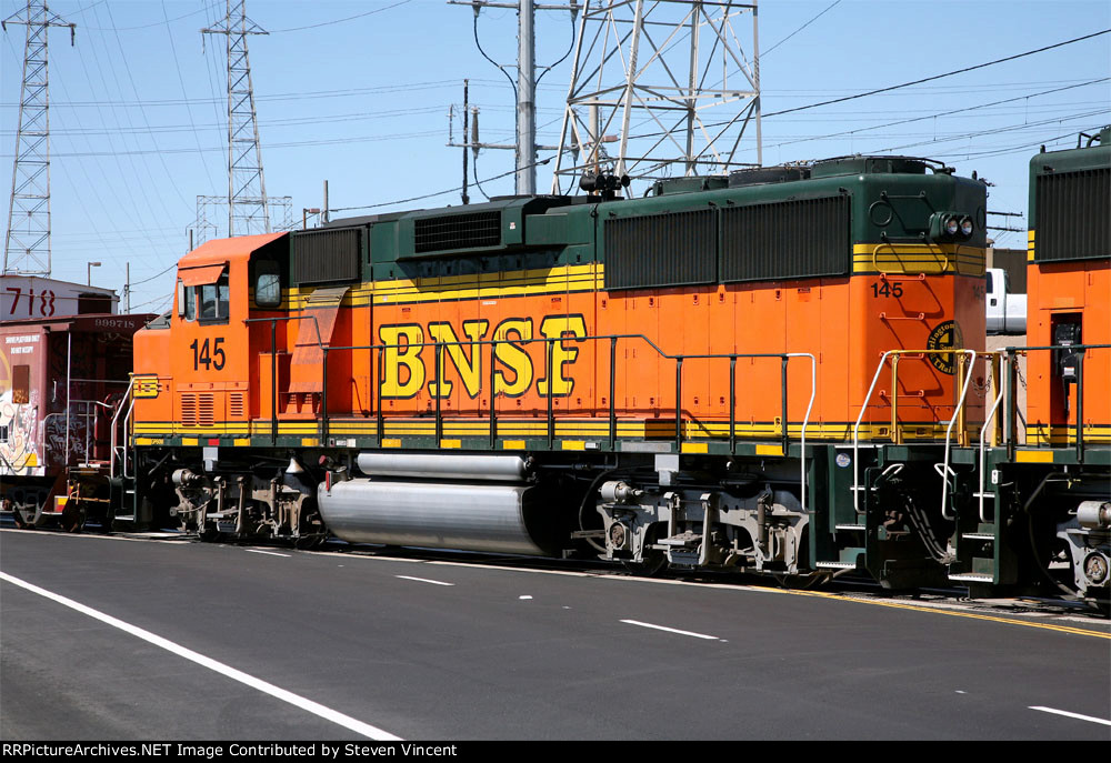 BNSF GP60M #145